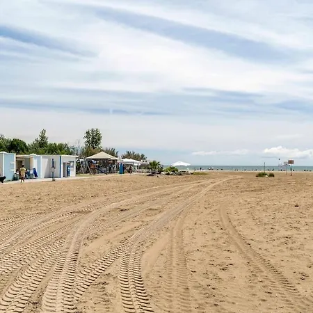 Liberty At Lido * Lido di Venezia