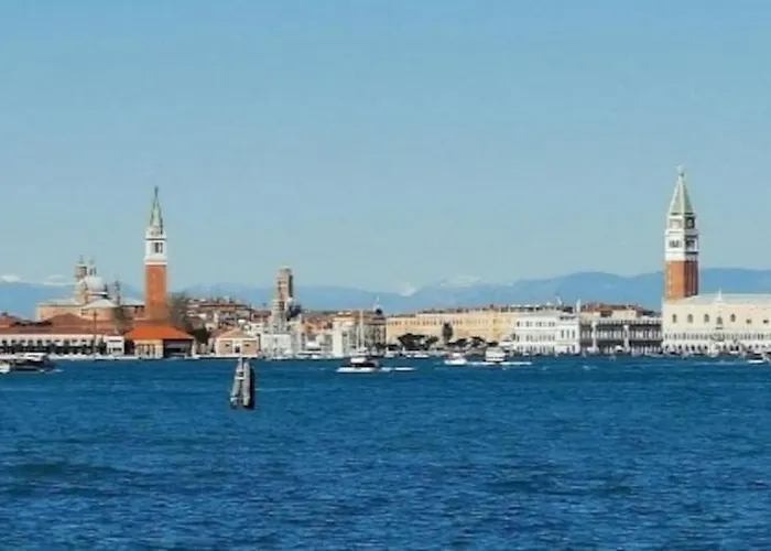 Liberty At Lido Lägenhet